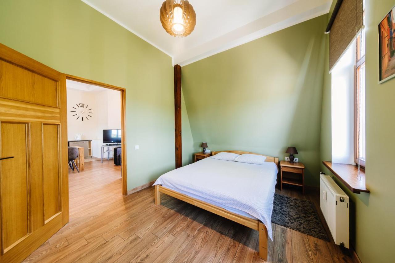 Kronu Nami Liepāja Esterno foto