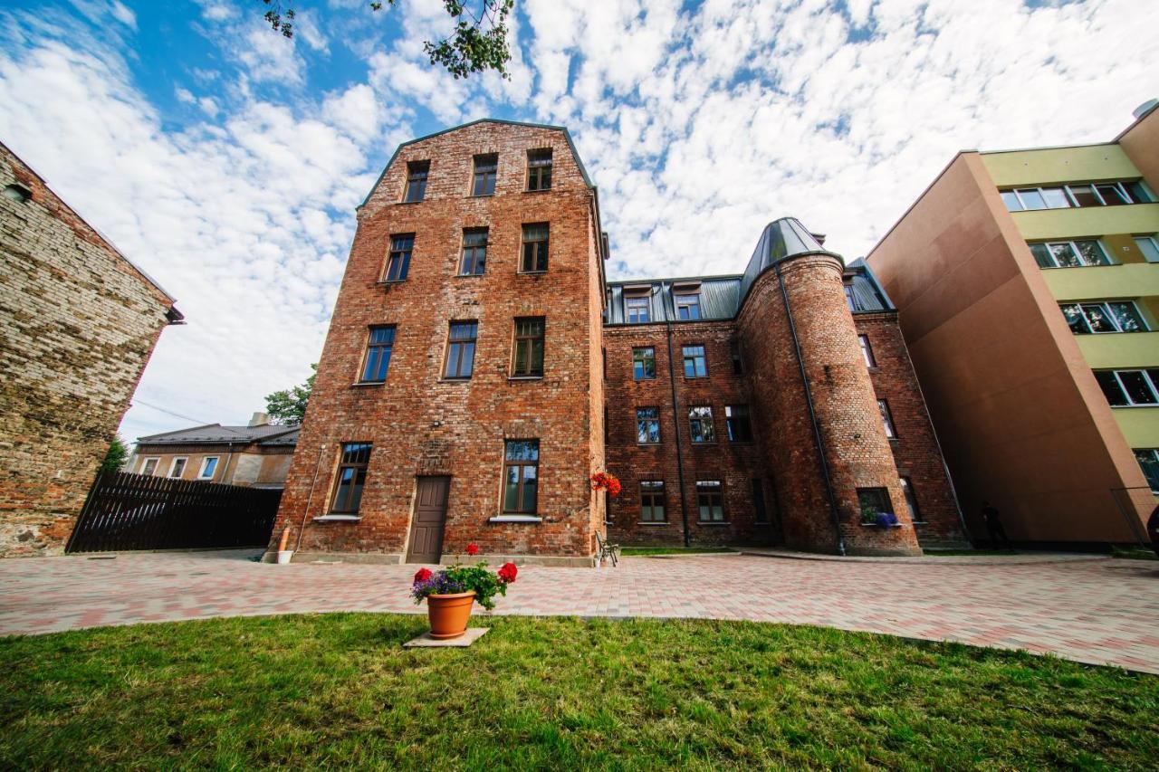 Kronu Nami Liepāja Esterno foto