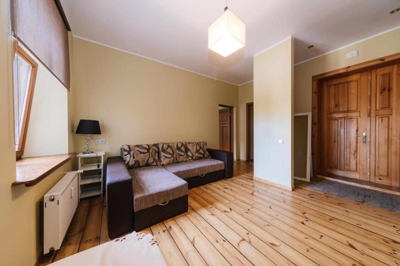 Kronu Nami Liepāja Esterno foto